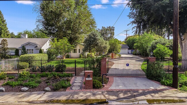 Gated Private Entry - 23556 Califa St