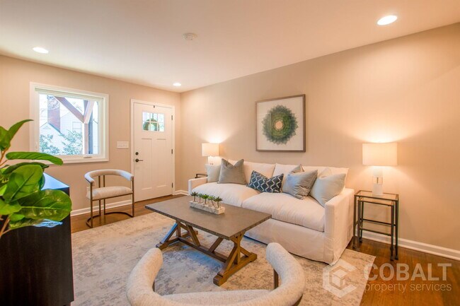 Building Photo - 258 Forkner Dr