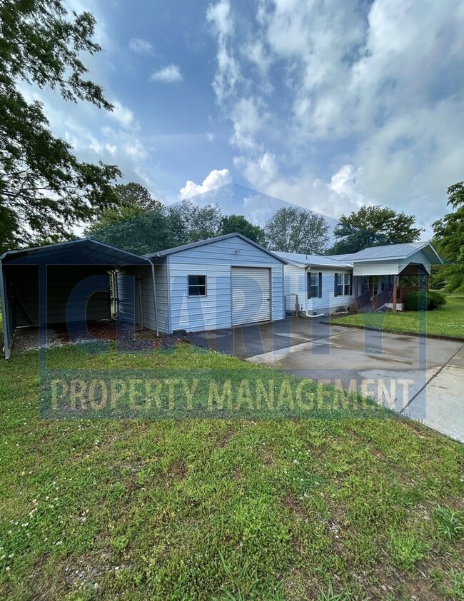 Foto del edificio - Three bedroom, single level home in Old Fo...