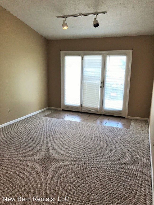 Building Photo - 2 br, 2 bath House - 24 Harbour Walk