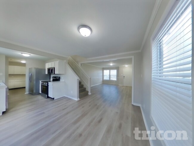 Building Photo - 10875 Grace Dr