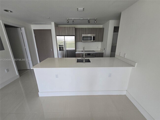 Foto del edificio - 201 SW 17th Rd