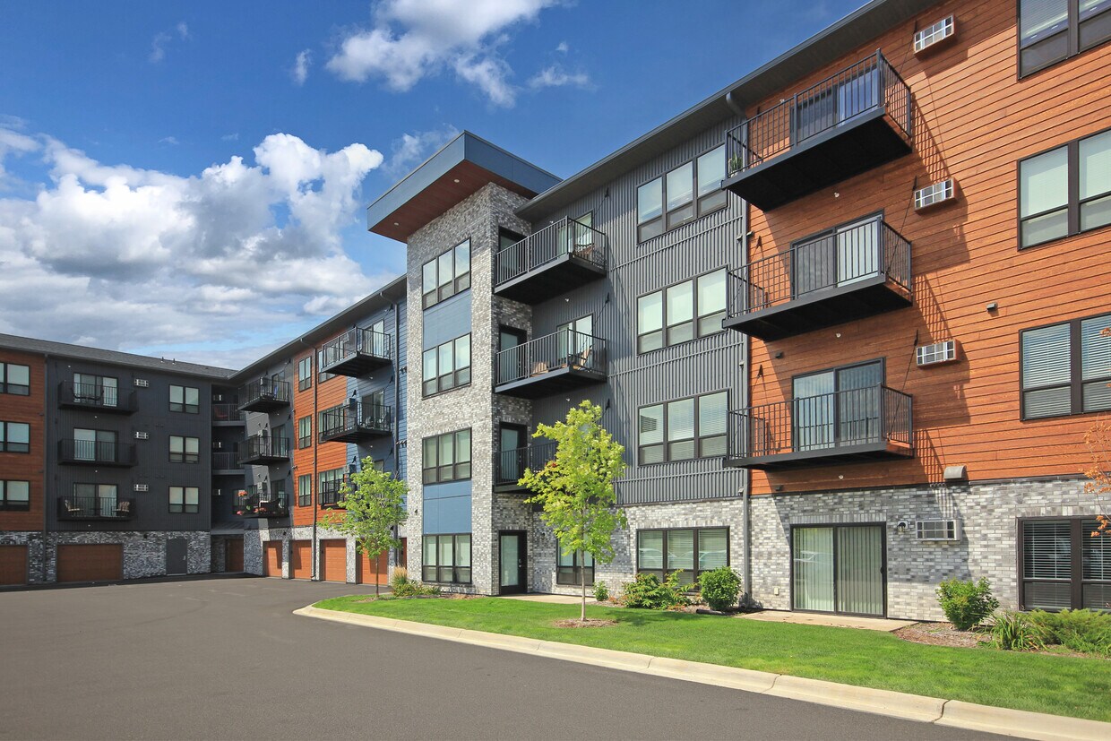 Sapphire Apartments Apartments in Ramsey, MN