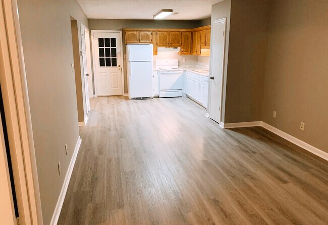 Foto del edificio - 1809 Windover Pl SW