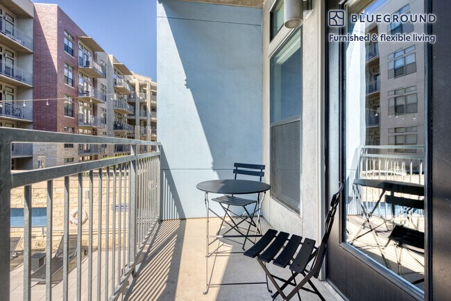 Foto del edificio - 1717 Toomey Rd