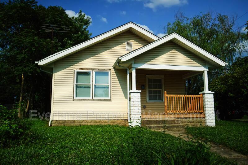 Primary Photo - 1568 Johnson Ave