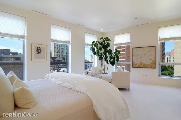 Foto principal - 30 W Oak St