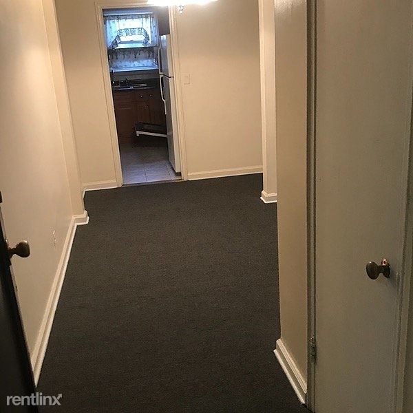 Foto del edificio - 1 br, 1 bath Apartment - 32 Broad Street East