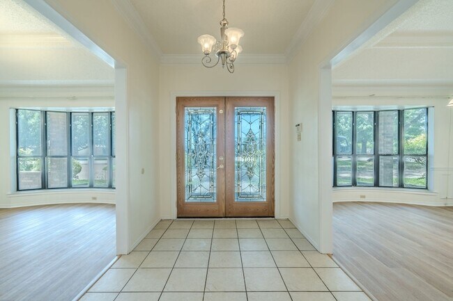 Foto del edificio - 4501 Ridge North Rd