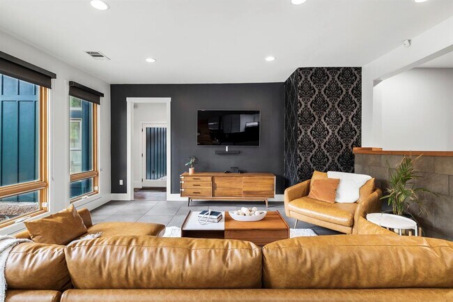 Foto del edificio - 2800 Cherry Ln