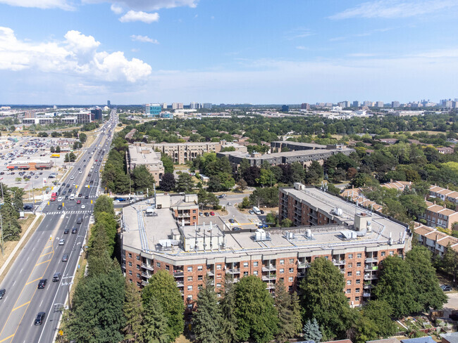 Aerial Photo - Cliffwood Manor