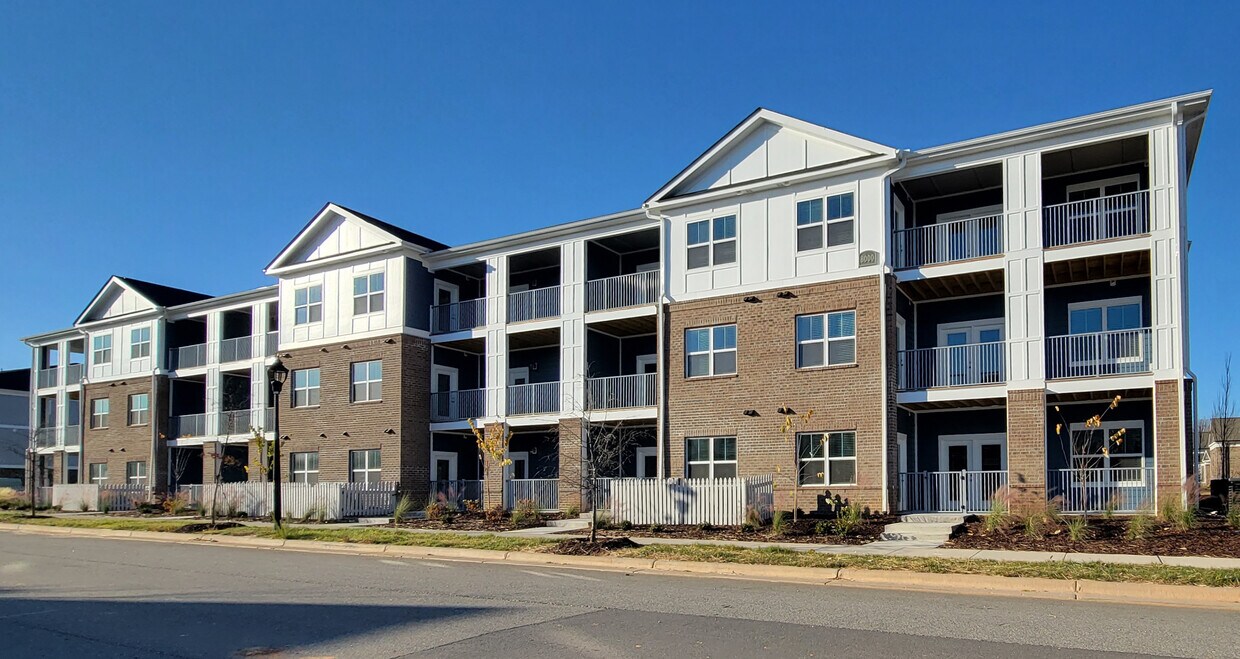 Encore at Welden Village Apartments in Kernersville, NC