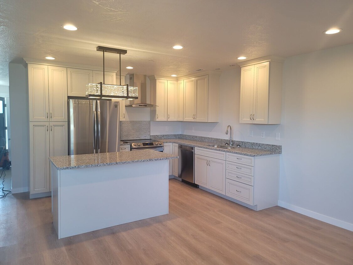Foto principal - 930 E St