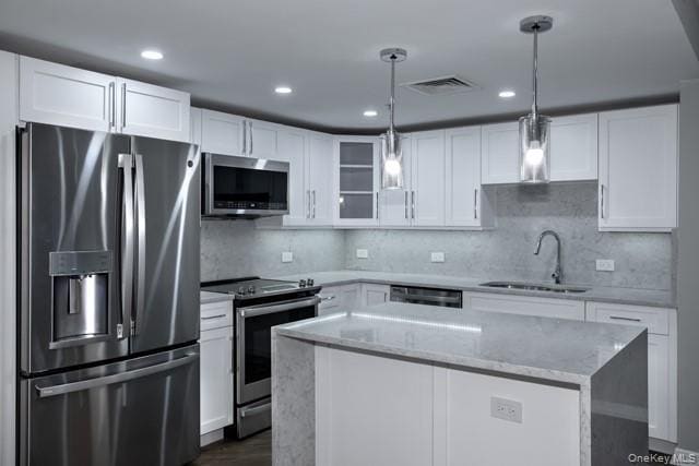 Building Photo - 100 Glen St