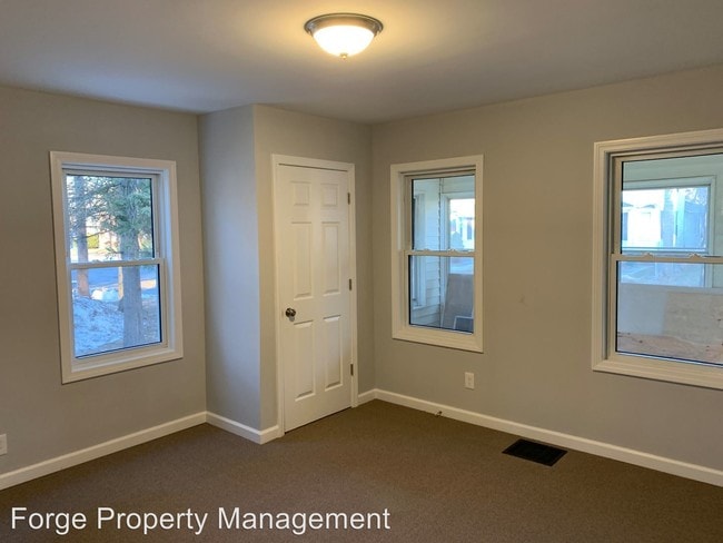 Building Photo - 9 Cleveland Ave