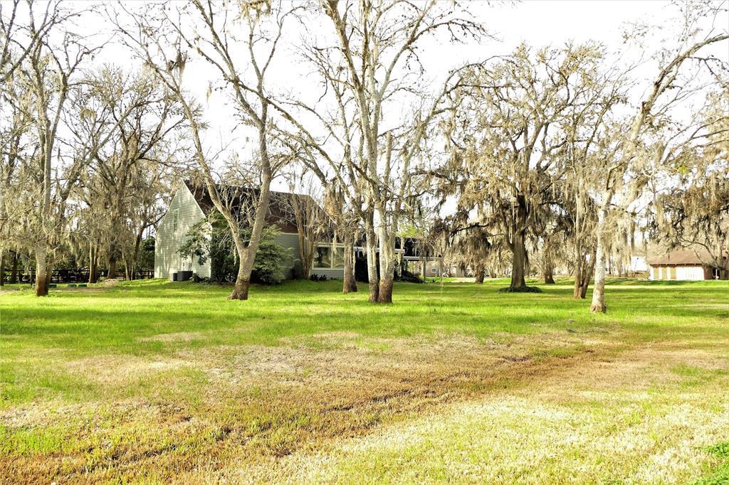 820 Pony Ln, Wallis, TX 77485 House Rental in Wallis, TX