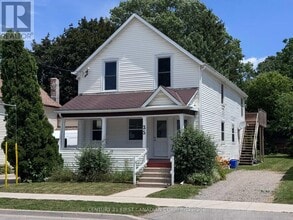 Building Photo - 35 Inkerman St