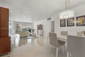 Foto del edificio - 2096 S Ocean Dr