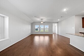 Building Photo - 8210 Vida Costa Dr
