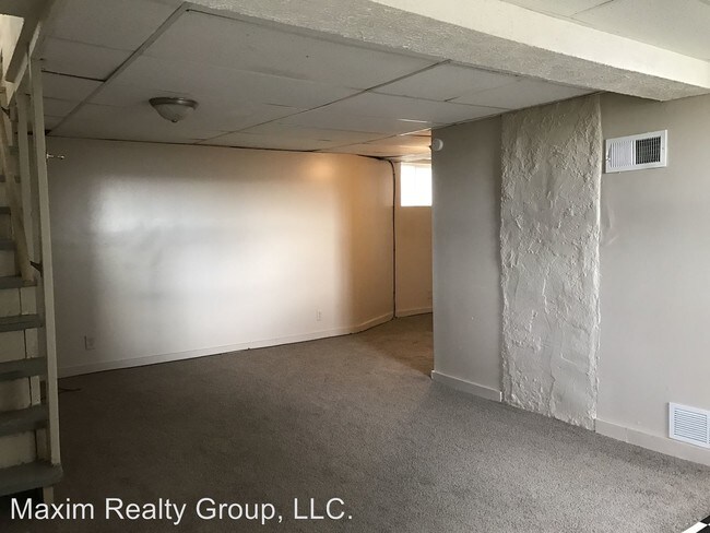 Building Photo - 4128 Izard St