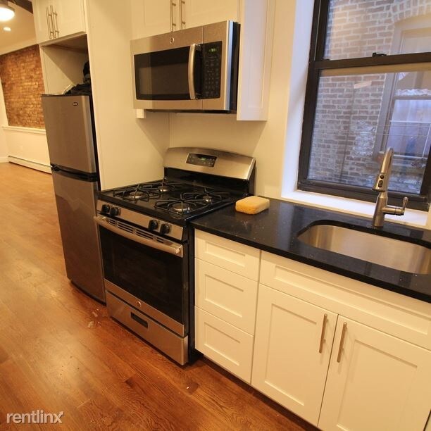 Building Photo - 1715 Bleecker St