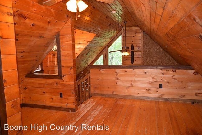 166 Trinity Ridge Ln Banner Elk Nc 28604 House For Rent In