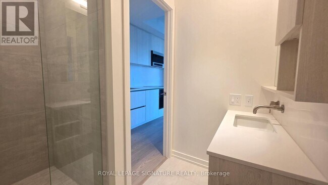 Building Photo - 110 Broadway Ave