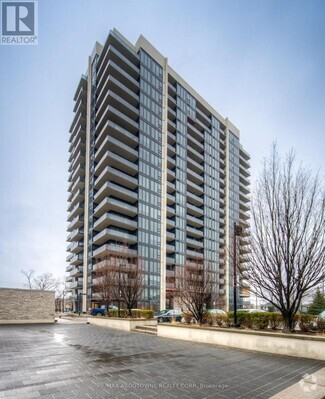 Building Photo - 1035-1035 Southdown Rd