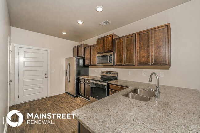 Building Photo - 5557 Cathwick Trc