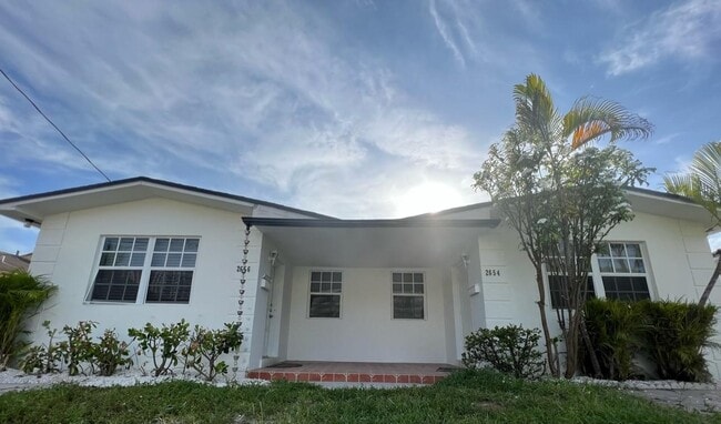 Photo - 2654 SW 28th Ct Apartment
