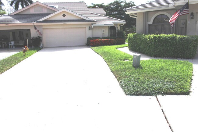 Building Photo - 10832 Stafford Cir N
