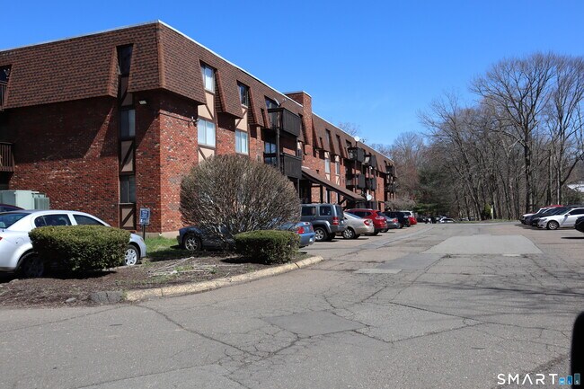 Foto del edificio - 1274 E Main St