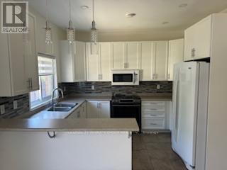 Building Photo - 44 Lockburn Crescent