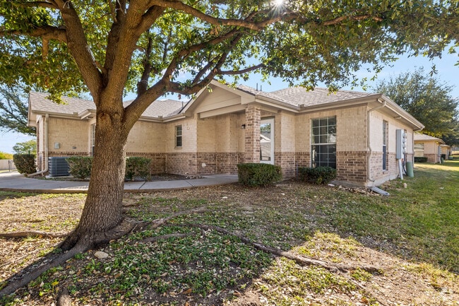 Building Photo - Oak Timbers White Settlement