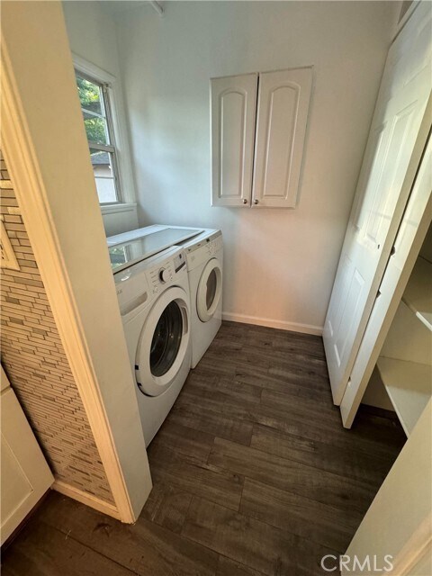 Foto del edificio - 6938 Topeka Dr