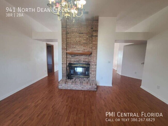 Building Photo - 941 N Dean Cir