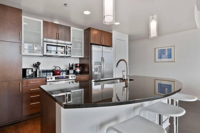 Building Photo - 1325 Stout St