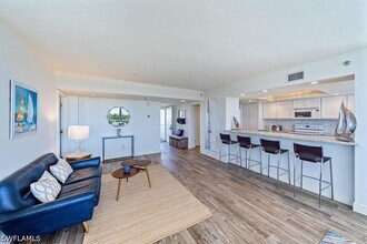Building Photo - 6361 Pelican Bay Blvd
