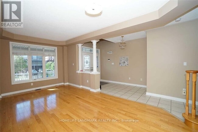 Building Photo - 3132 Velmar Dr