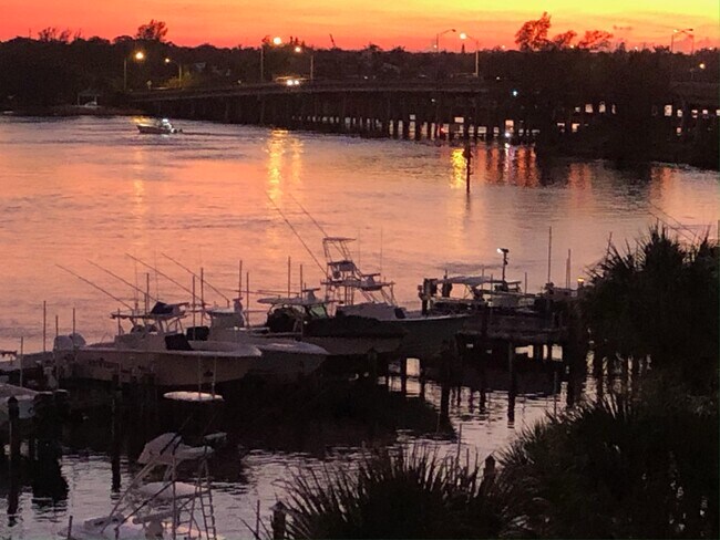Foto del edificio - 1748 Jupiter Cove Dr