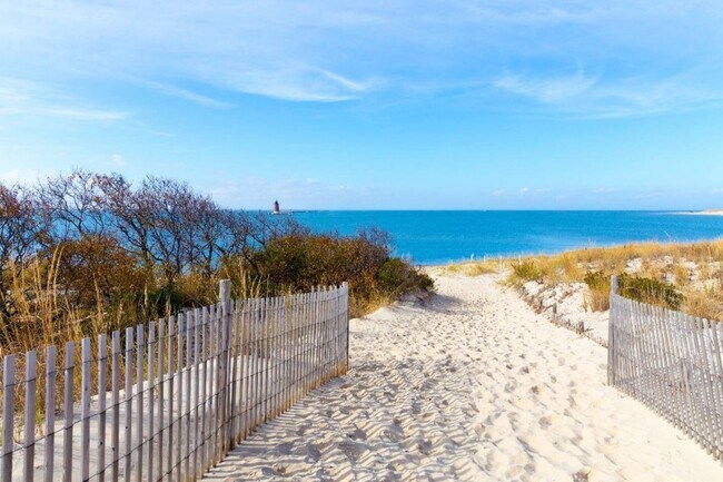 Cerca de esta hermosa playa - 34703 Villa Cir
