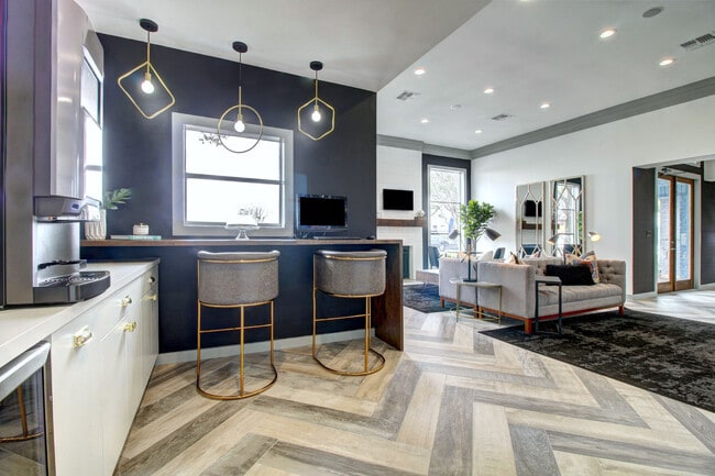 Building Photo - NOAH Apartments