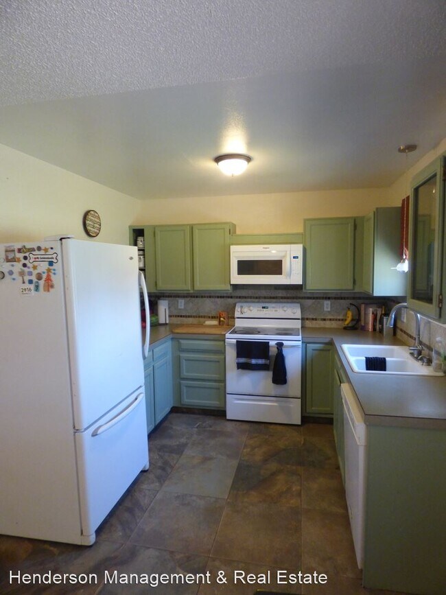 Foto del edificio - 4 br, 2 bath House - 3727 N. Franklin Ave.