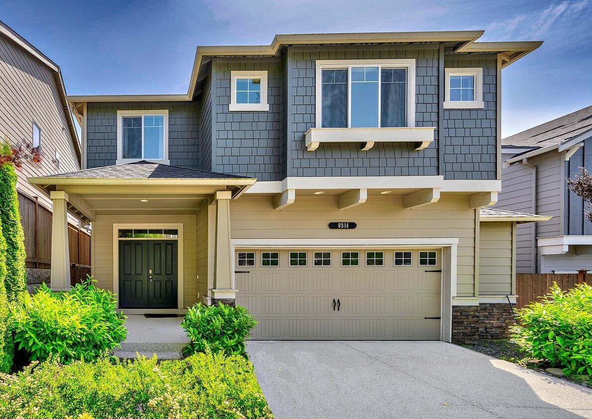 Foto principal - Marysville 4 bed/2.5 bath with large bonus...