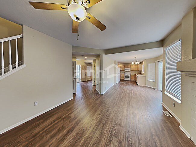 Building Photo - 161 Terra Vista St