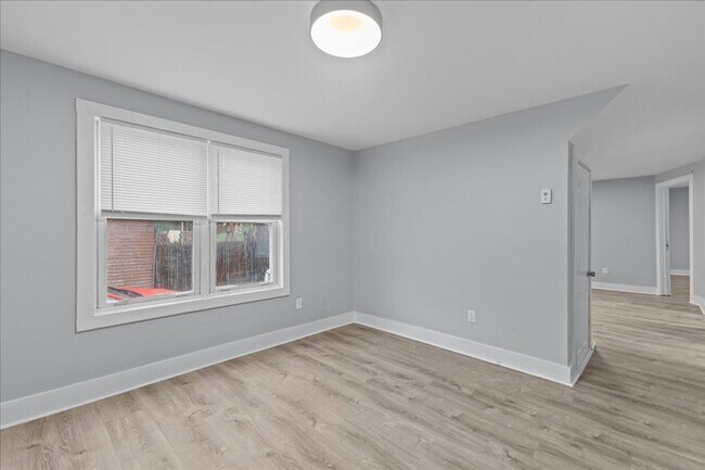 Photo - 43-47 Willow St Apartment