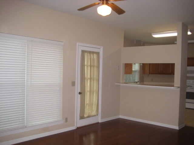 Building Photo - 413 Barkley Court