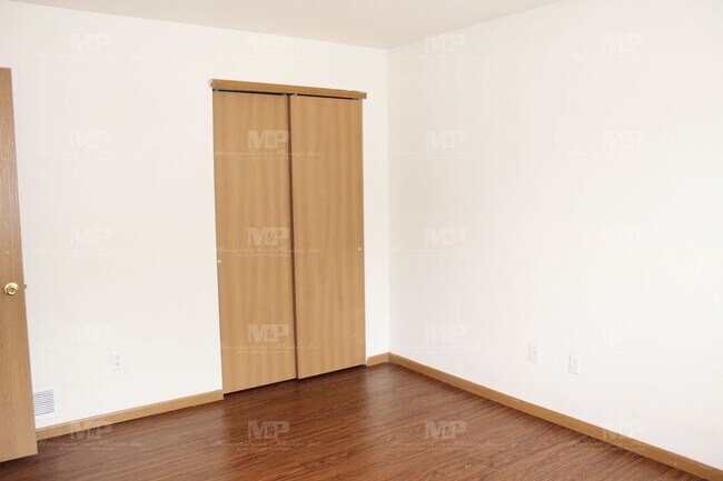 Foto del edificio - 520 S Howes St