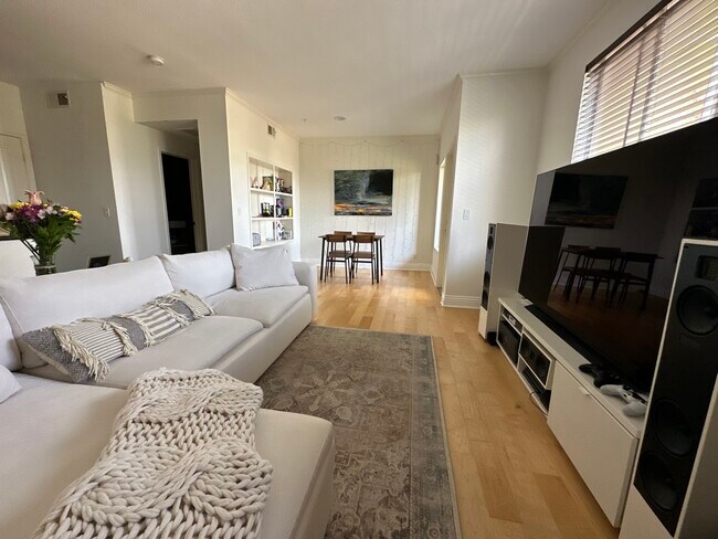 Foto del edificio - 22681 Oakgrove