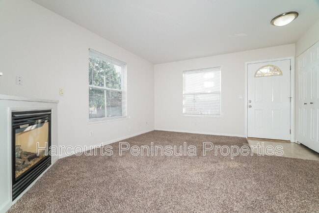 Building Photo - 111 N Rainier Ave